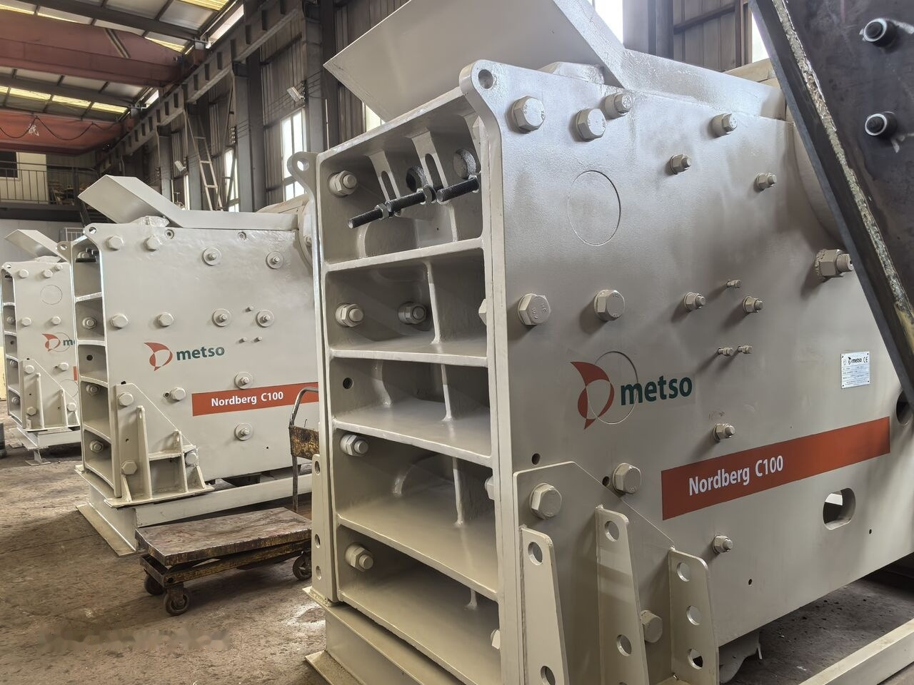 Metso Nordberg C100 Renewed Jaw Crusher - Pofás törő: 5 kép. Metso Nordberg C100 Renewed Jaw Crusher - Pofás törő: 5 kép.