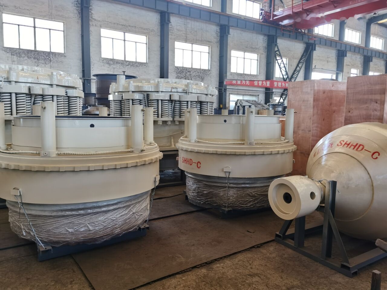 Nordberg Symons 4.25 Feet SHHD Short Head Cone Crusher - Kúpos törő: 4 kép. Nordberg Symons 4.25 Feet SHHD Short Head Cone Crusher - Kúpos törő: 4 kép.