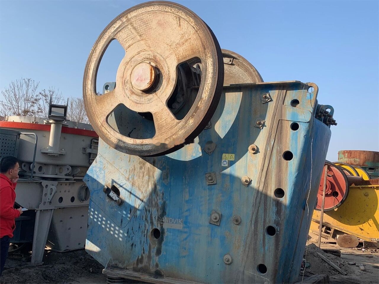 Sandvik ORIGINAL CJ613 JAW CRUSHER - Pofás törő: 4 kép. Sandvik ORIGINAL CJ613 JAW CRUSHER - Pofás törő: 4 kép.