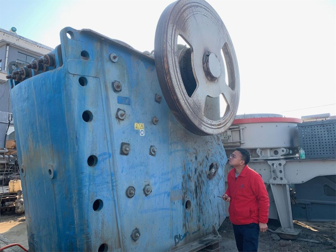Sandvik ORIGINAL CJ613 JAW CRUSHER - Pofás törő: 1 kép. Sandvik ORIGINAL CJ613 JAW CRUSHER - Pofás törő: 1 kép.
