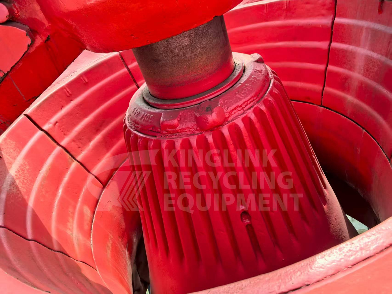 Sandvik Used CS440 Cone Crusher - Kúpos törő: 4 kép. Sandvik Used CS440 Cone Crusher - Kúpos törő: 4 kép.