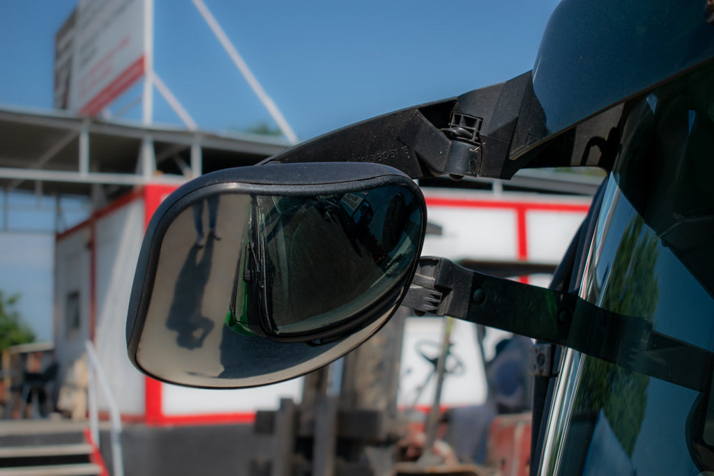 MERCEDES-BENZ ACTROS MP II - WINDSHIELD MIRROR - Visszapillantó tükör - Teherautó: 2 kép. MERCEDES-BENZ ACTROS MP II - WINDSHIELD MIRROR - Visszapillantó tükör - Teherautó: 2 kép.
