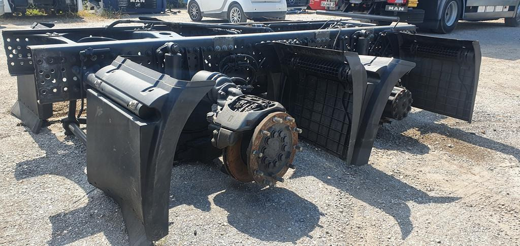 MERCEDES-BENZ ACTROS MP4 - THIRD AXLE - Erőátvitel - Teherautó: 4 kép. MERCEDES-BENZ ACTROS MP4 - THIRD AXLE - Erőátvitel - Teherautó: 4 kép.