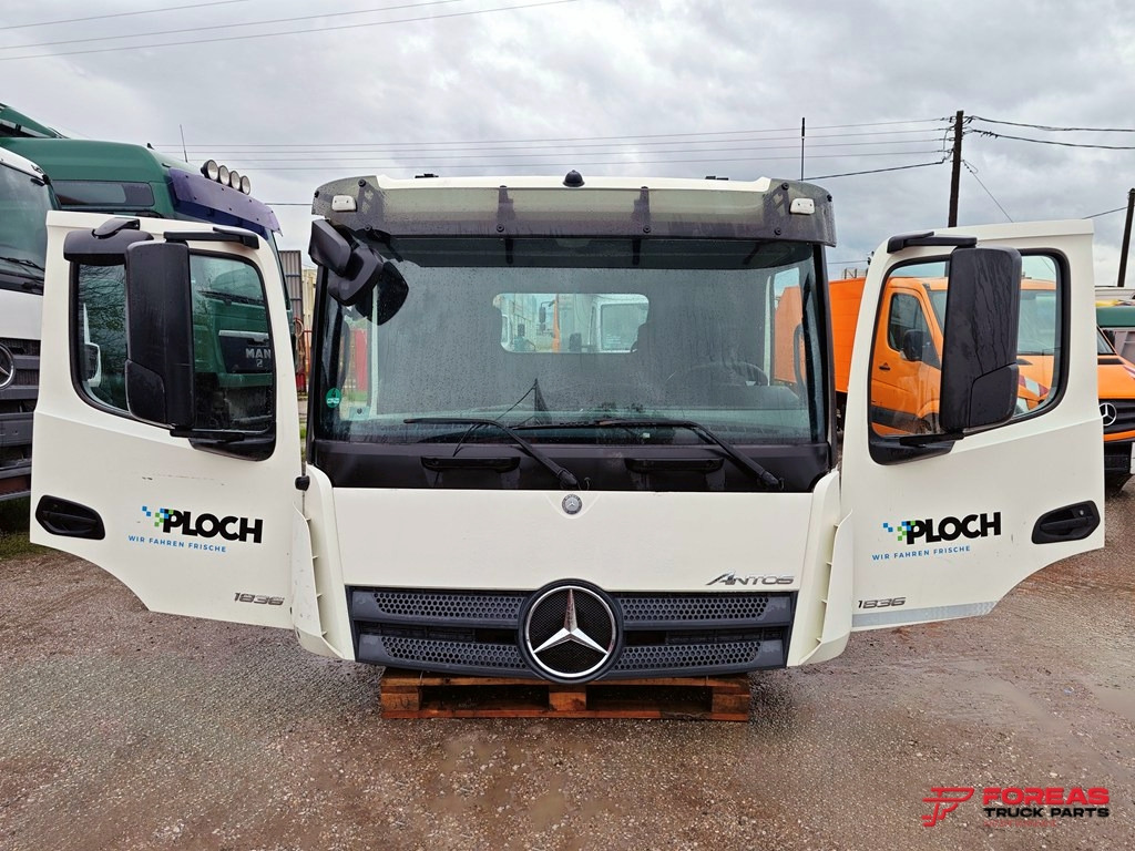 MERCEDES-BENZ ANTOS - AROCS - Fülke - Teherautó: 3 kép. MERCEDES-BENZ ANTOS - AROCS - Fülke - Teherautó: 3 kép.
