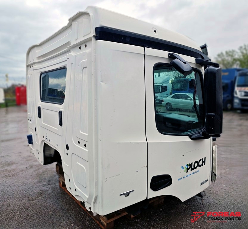 MERCEDES-BENZ ANTOS - AROCS - Fülke - Teherautó: 5 kép. MERCEDES-BENZ ANTOS - AROCS - Fülke - Teherautó: 5 kép.