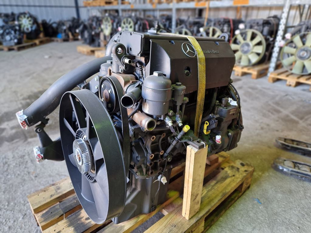 MERCEDES-BENZ ATEGO 220HP EURO 5 - REFURBISHED - Motor - Teherautó: 1 kép. MERCEDES-BENZ ATEGO 220HP EURO 5 - REFURBISHED - Motor - Teherautó: 1 kép.