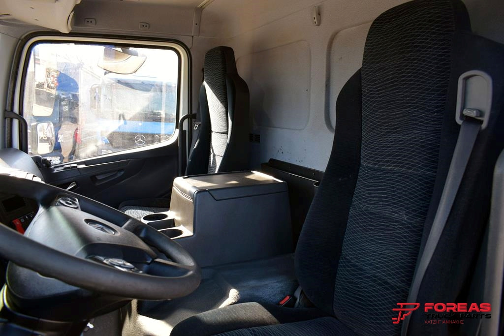 Alvaz teherautó MERCEDES-BENZ ATEGO 921 – FLATBED: 27 kép.