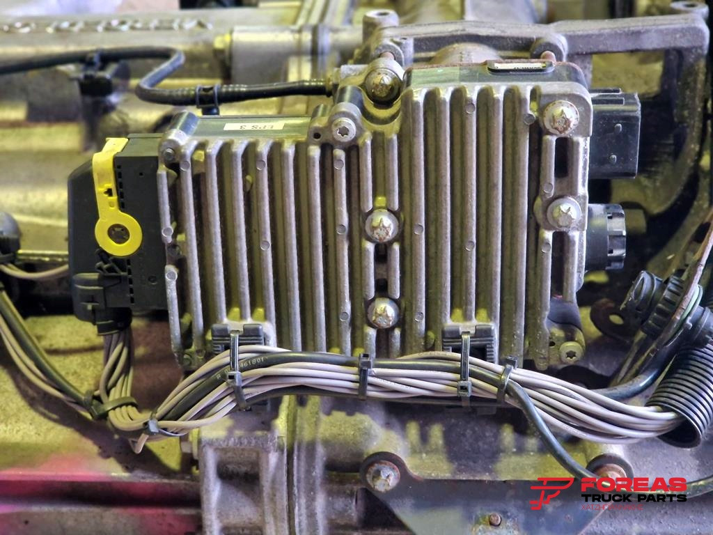 WABCO Α0022602163 FOR MERCEDES GEARBOX - ECU - Teherautó: 4 kép. WABCO Α0022602163 FOR MERCEDES GEARBOX - ECU - Teherautó: 4 kép.