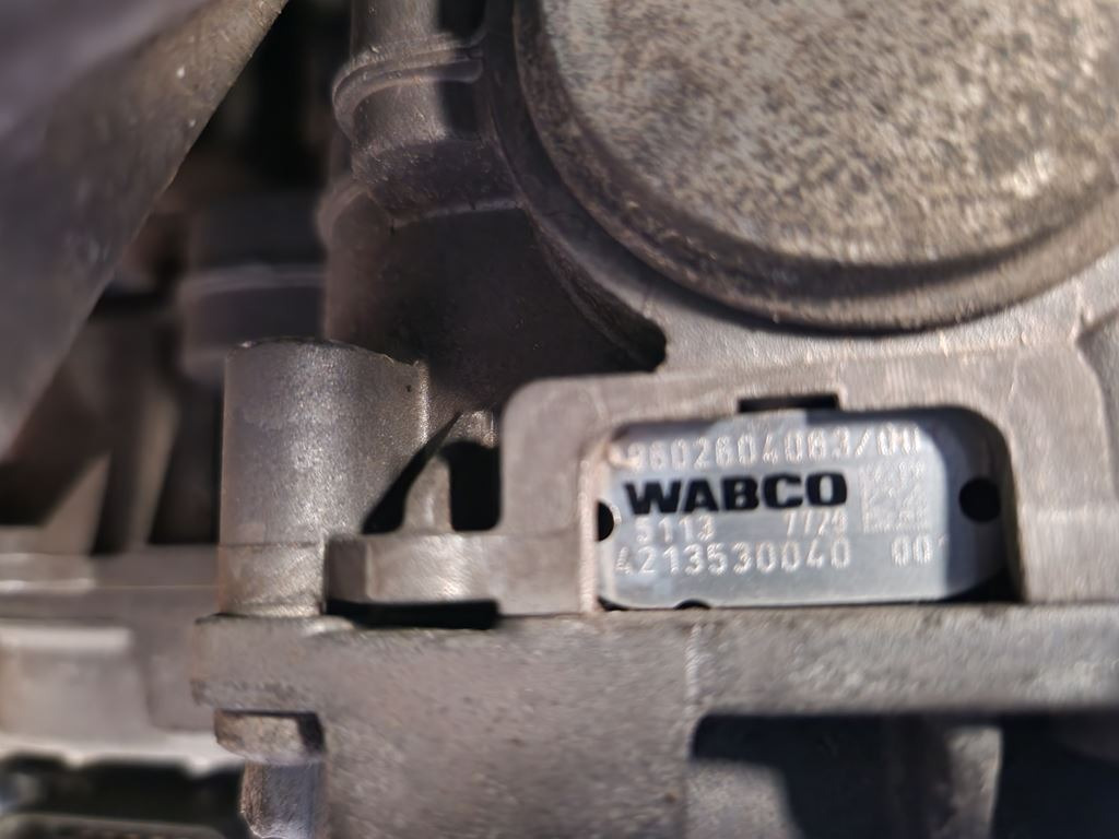WABCO FOR MERCEDES ACTROS MP4 - 4213530040 - ECU - Teherautó: 4 kép. WABCO FOR MERCEDES ACTROS MP4 - 4213530040 - ECU - Teherautó: 4 kép.