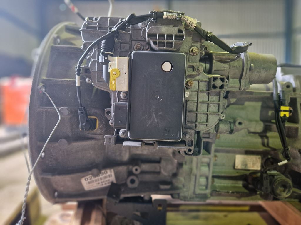 WABCO FOR MERCEDES GS GEARBOX - 4213534040 - ECU - Teherautó: 5 kép. WABCO FOR MERCEDES GS GEARBOX - 4213534040 - ECU - Teherautó: 5 kép.
