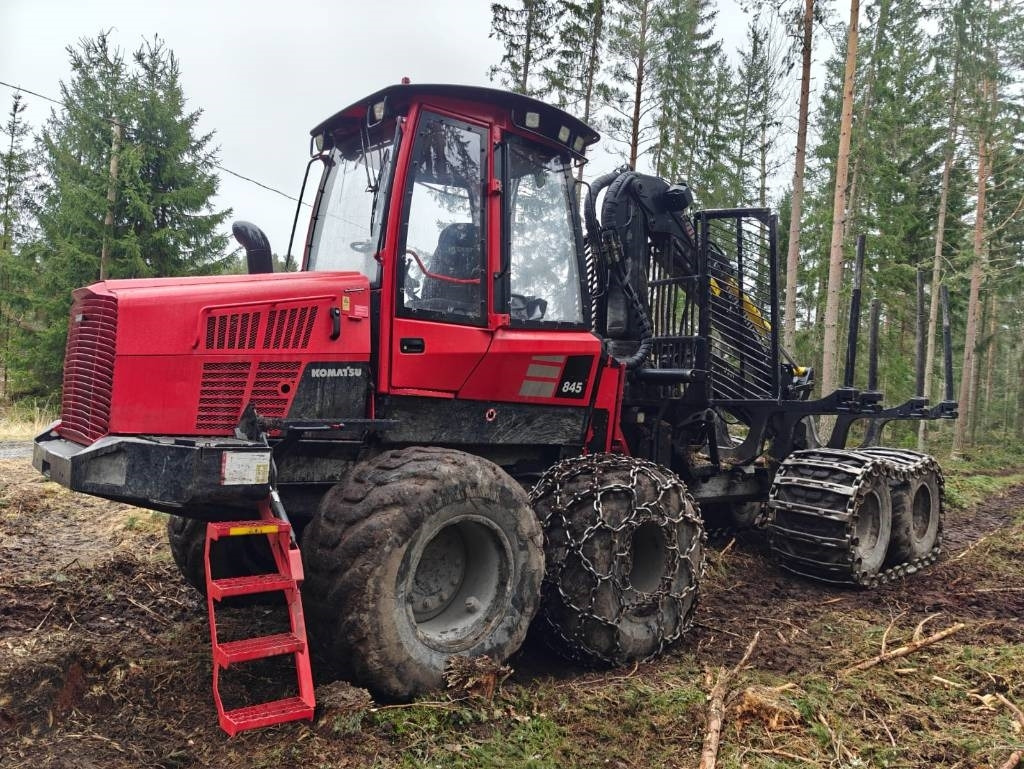 Komatsu 845 - Kihordó: 1 kép. Komatsu 845 - Kihordó: 1 kép.