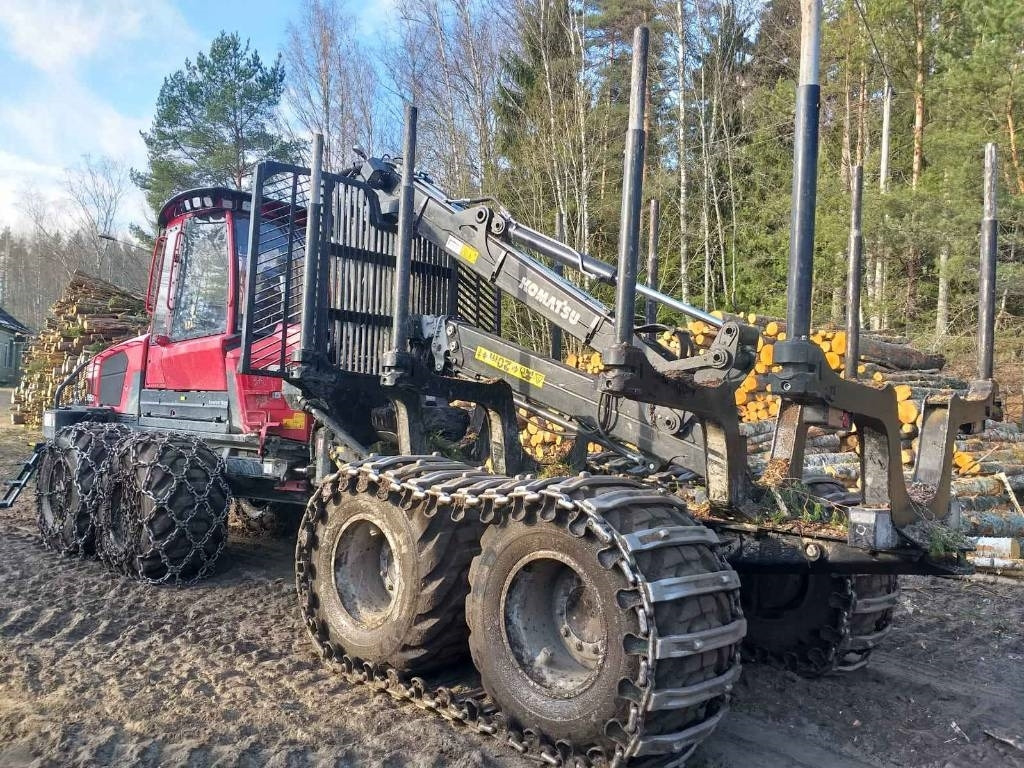 Komatsu 855 - Kihordó: 3 kép. Komatsu 855 - Kihordó: 3 kép.