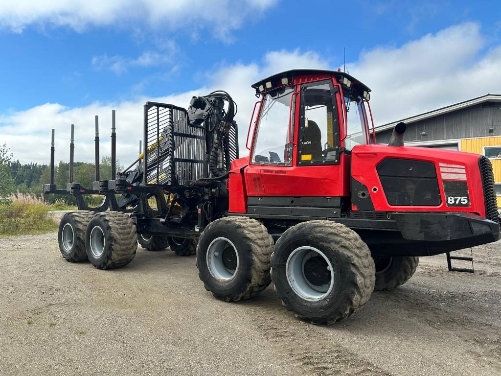 Komatsu 875 - Kihordó: 1 kép. Komatsu 875 - Kihordó: 1 kép.