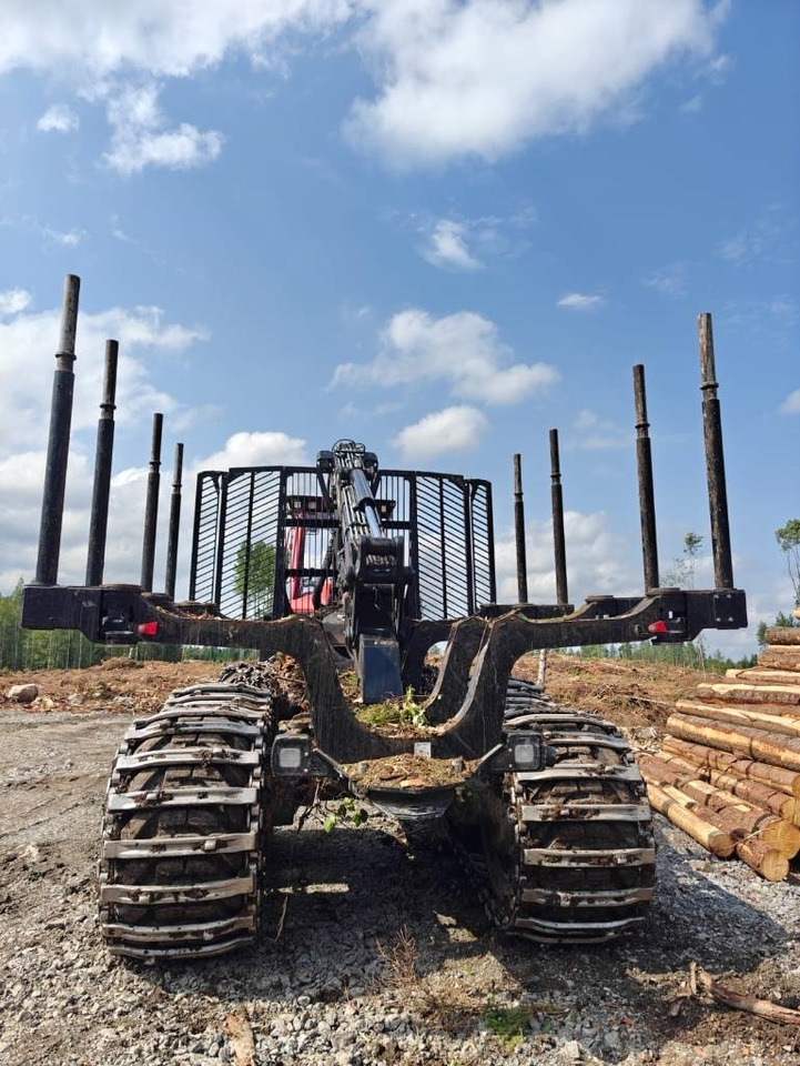 Komatsu 875  - Kihordó: 4 kép. Komatsu 875  - Kihordó: 4 kép.