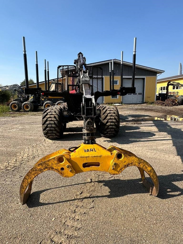 Komatsu 875 - Kihordó: 5 kép. Komatsu 875 - Kihordó: 5 kép.
