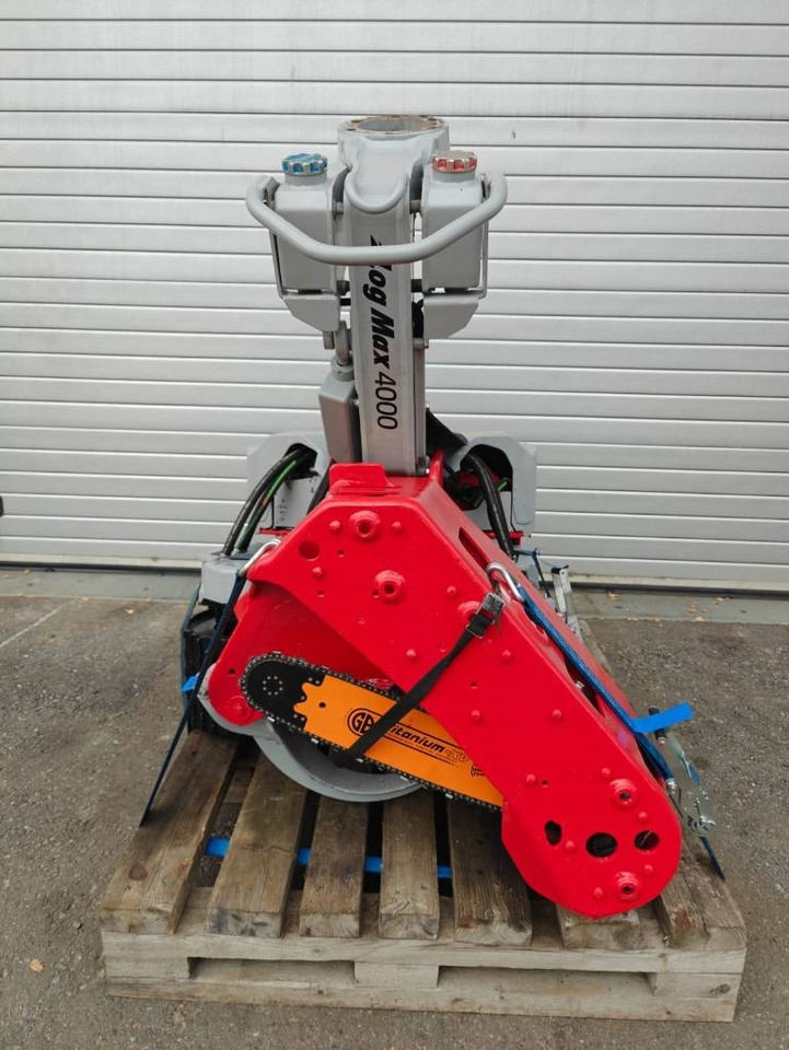 Log Max 4000 B - Erdészeti fej: 4 kép. Log Max 4000 B - Erdészeti fej: 4 kép.