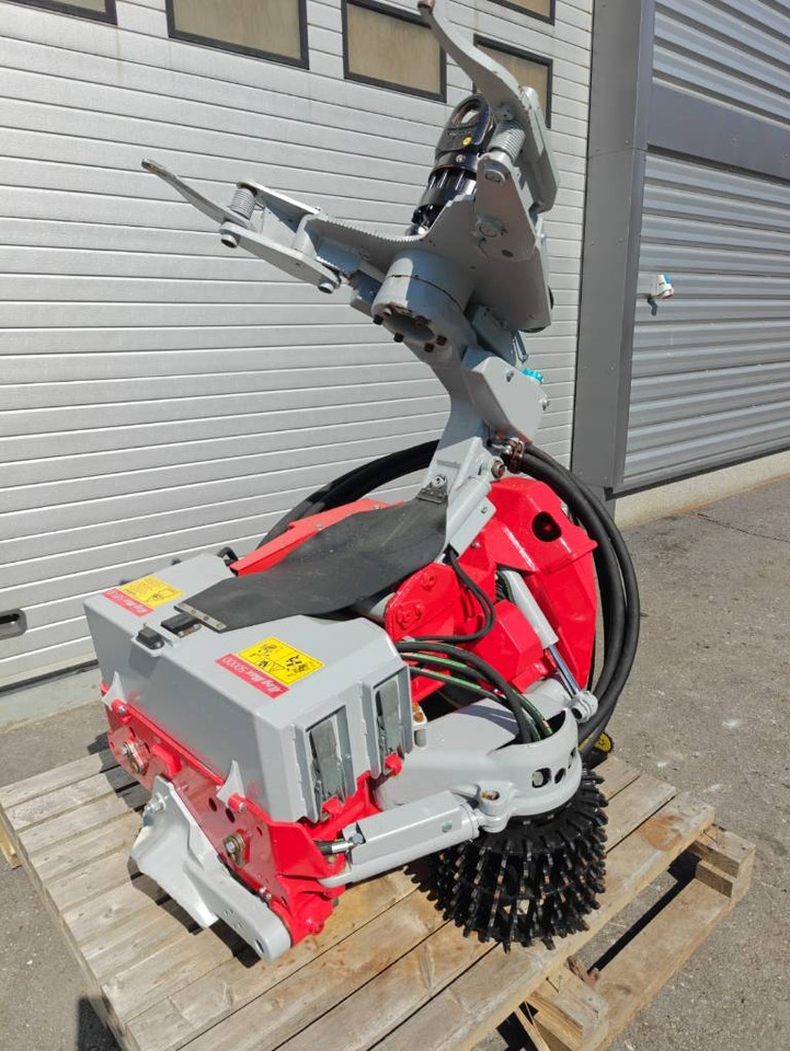 Log Max 5000 D - Erdészeti fej: 1 kép. Log Max 5000 D - Erdészeti fej: 1 kép.