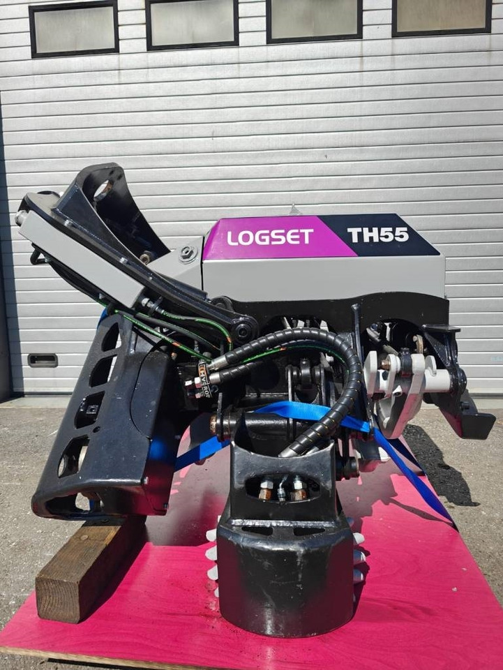 Logset TH 55 - Erdészeti fej: 2 kép. Logset TH 55 - Erdészeti fej: 2 kép.