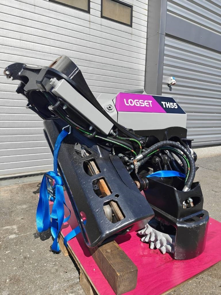 Logset TH 55 - Erdészeti fej: 3 kép. Logset TH 55 - Erdészeti fej: 3 kép.