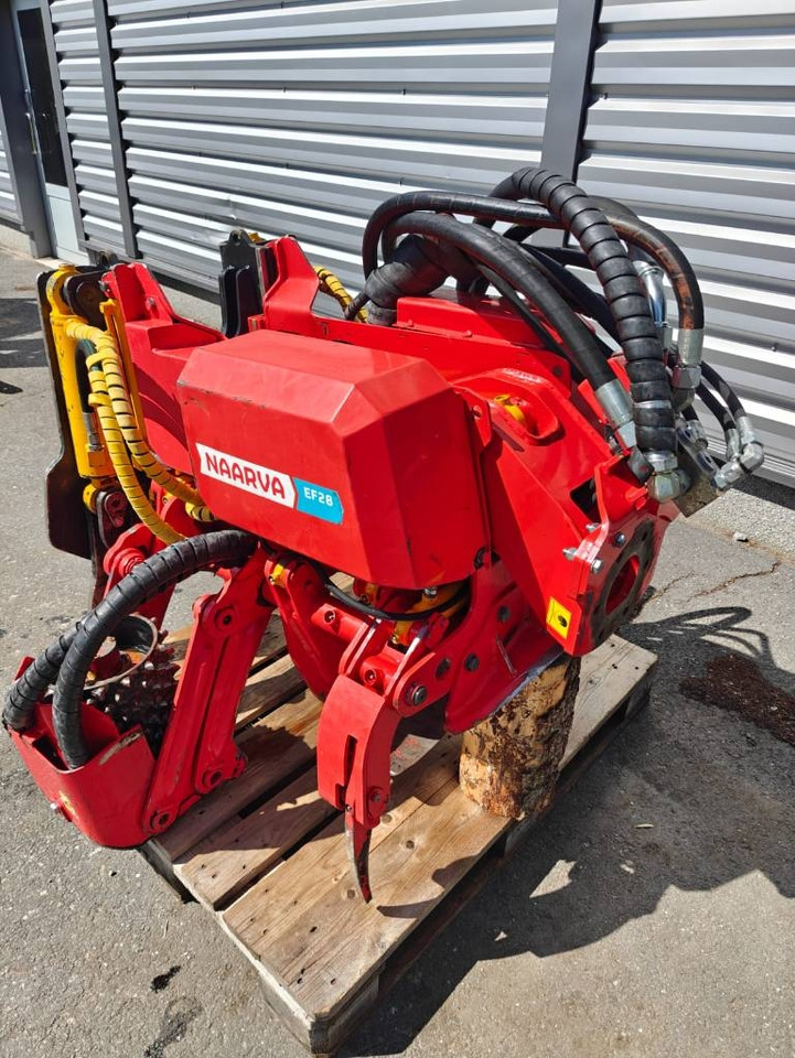 Naarva EF 28 - Erdészeti fej: 1 kép. Naarva EF 28 - Erdészeti fej: 1 kép.