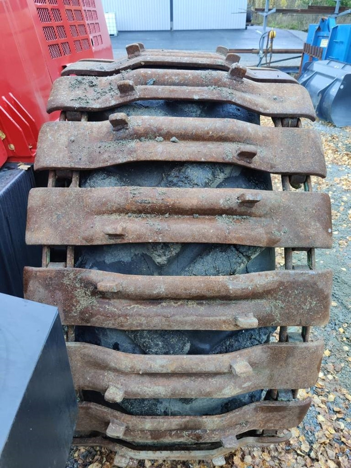 Olofsfors Wheel Tracks - Lánctalp - Erdészeti gép: 1 kép. Olofsfors Wheel Tracks - Lánctalp - Erdészeti gép: 1 kép.