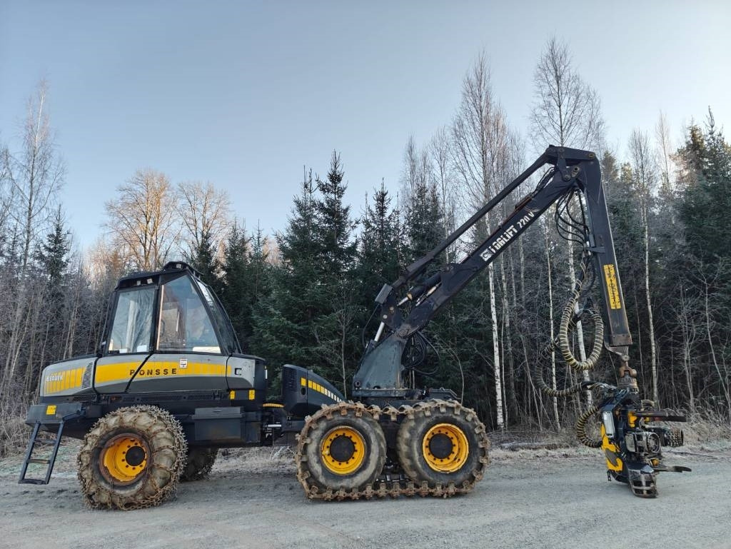 Ponsse Beaver - Fakitermelő gép: 2 kép. Ponsse Beaver - Fakitermelő gép: 2 kép.