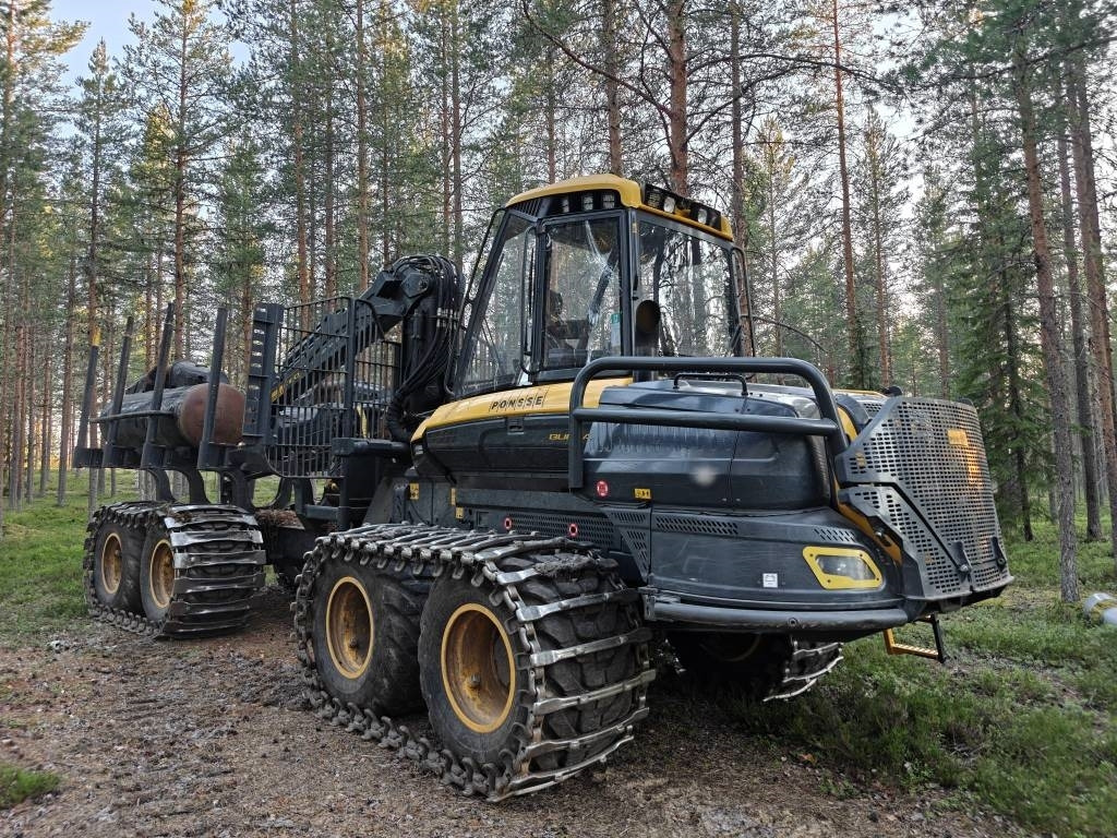 Ponsse Buffalo 8W - Kihordó: 1 kép. Ponsse Buffalo 8W - Kihordó: 1 kép.