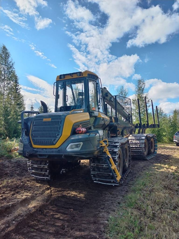 Ponsse Buffalo 8W - Kihordó: 1 kép. Ponsse Buffalo 8W - Kihordó: 1 kép.