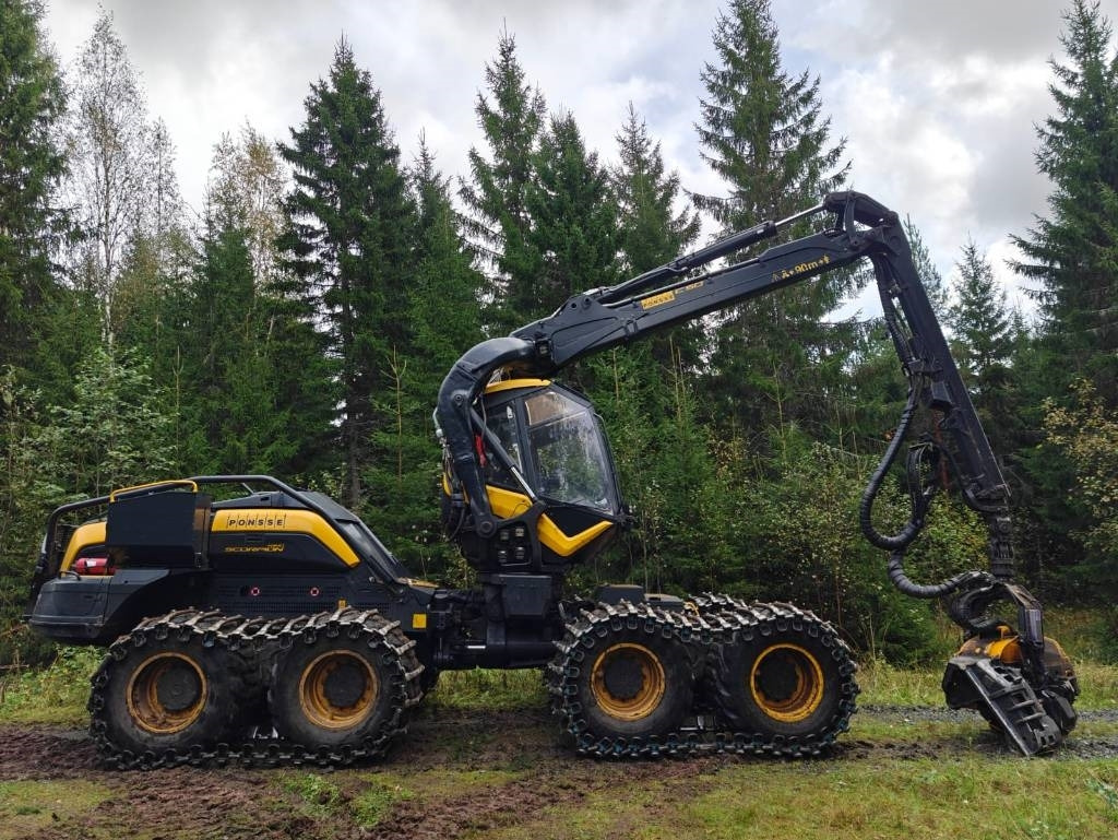 Ponsse Scorpion King - Fakitermelő gép: 2 kép. Ponsse Scorpion King - Fakitermelő gép: 2 kép.