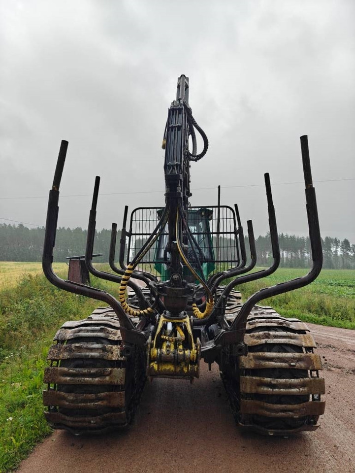 Timberjack 810 B - Kihordó: 4 kép. Timberjack 810 B - Kihordó: 4 kép.