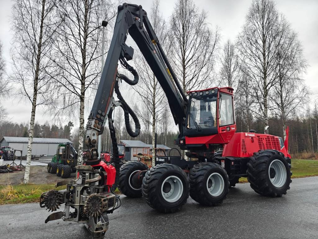 Valmet 901TX - Fakitermelő gép: 1 kép. Valmet 901TX - Fakitermelő gép: 1 kép.