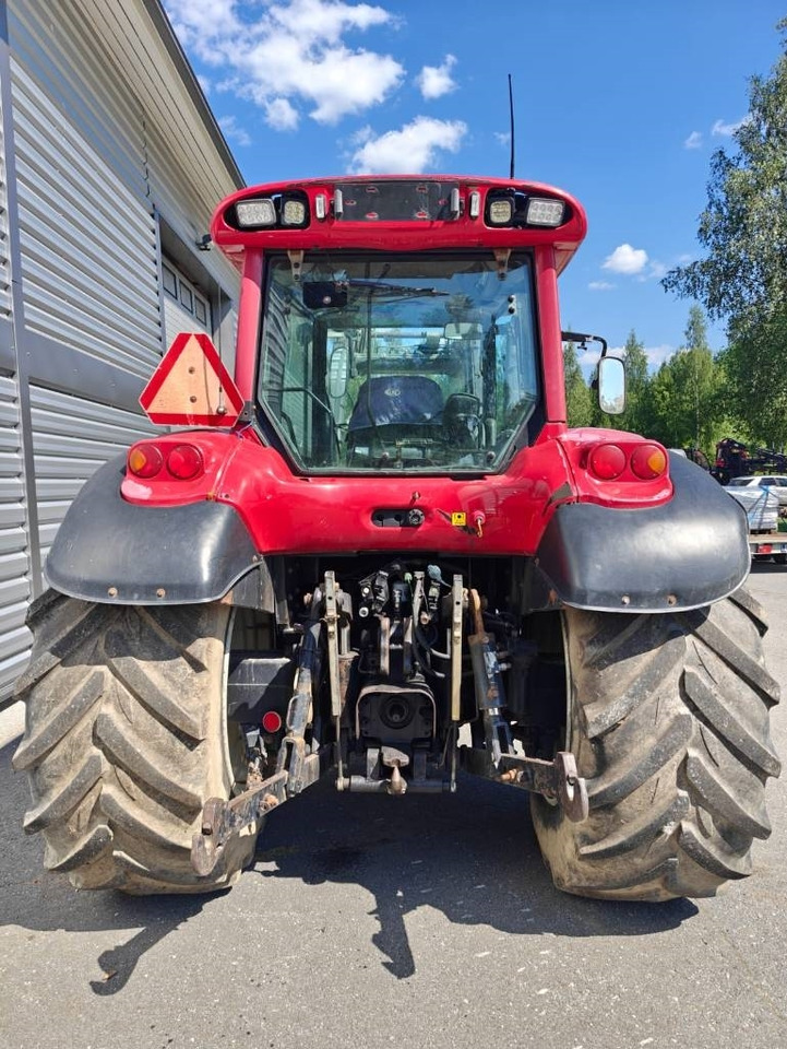 Valtra C 150 - Traktor: 4 kép. Valtra C 150 - Traktor: 4 kép.