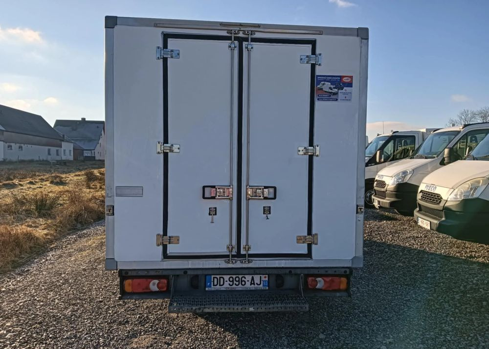 Fiat DUCATO - Hűtős kisteherautó: 4 kép. Fiat DUCATO - Hűtős kisteherautó: 4 kép.