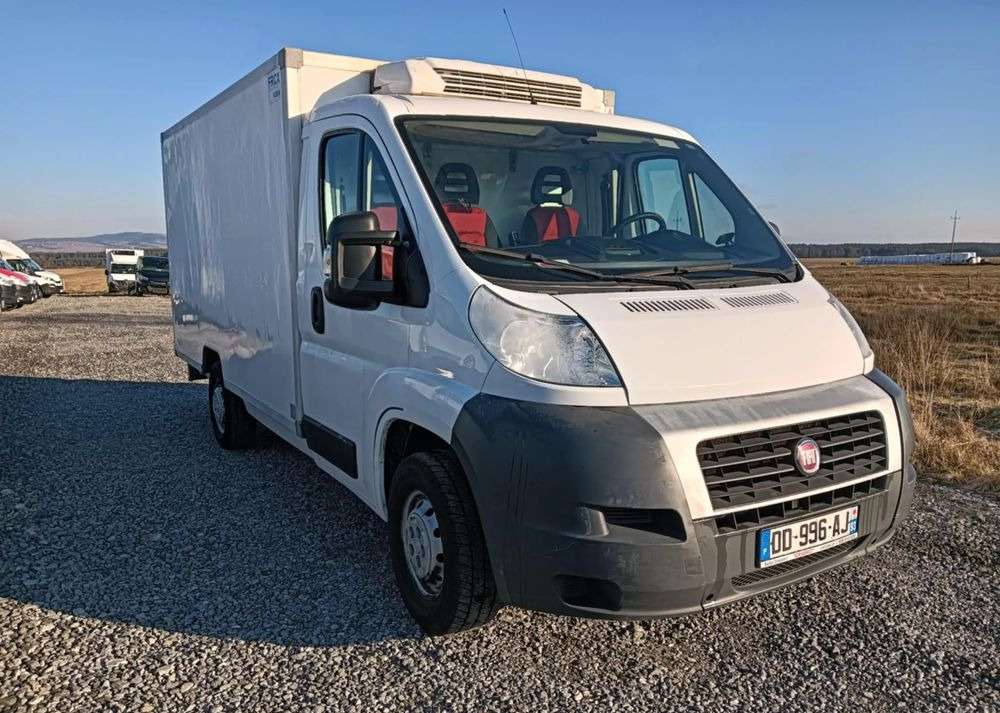 Fiat DUCATO - Hűtős kisteherautó: 2 kép. Fiat DUCATO - Hűtős kisteherautó: 2 kép.