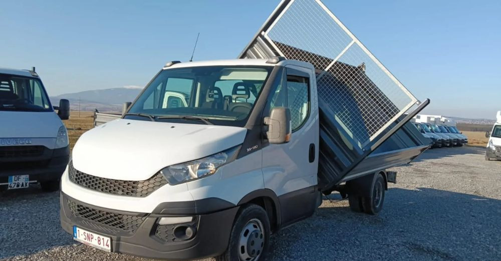 Iveco 35C13, 35C15 - Billenőplatós kisteherautó: 1 kép. Iveco 35C13, 35C15 - Billenőplatós kisteherautó: 1 kép.