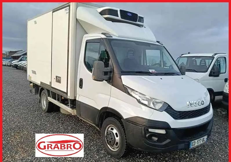 Iveco DAILY 35C15,35C14,35C13,35C12 - Hűtős kisteherautó: 1 kép. Iveco DAILY 35C15,35C14,35C13,35C12 - Hűtős kisteherautó: 1 kép.