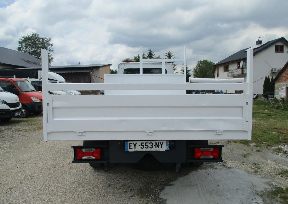 Iveco Daily 3.0 na bliźniaku 70C18 skrzynia, laweta, rama, HDS, 70-180 kiper - Platós teherautó: 5 kép. Iveco Daily 3.0 na bliźniaku 70C18 skrzynia, laweta, rama, HDS, 70-180 kiper - Platós teherautó: 5 kép.