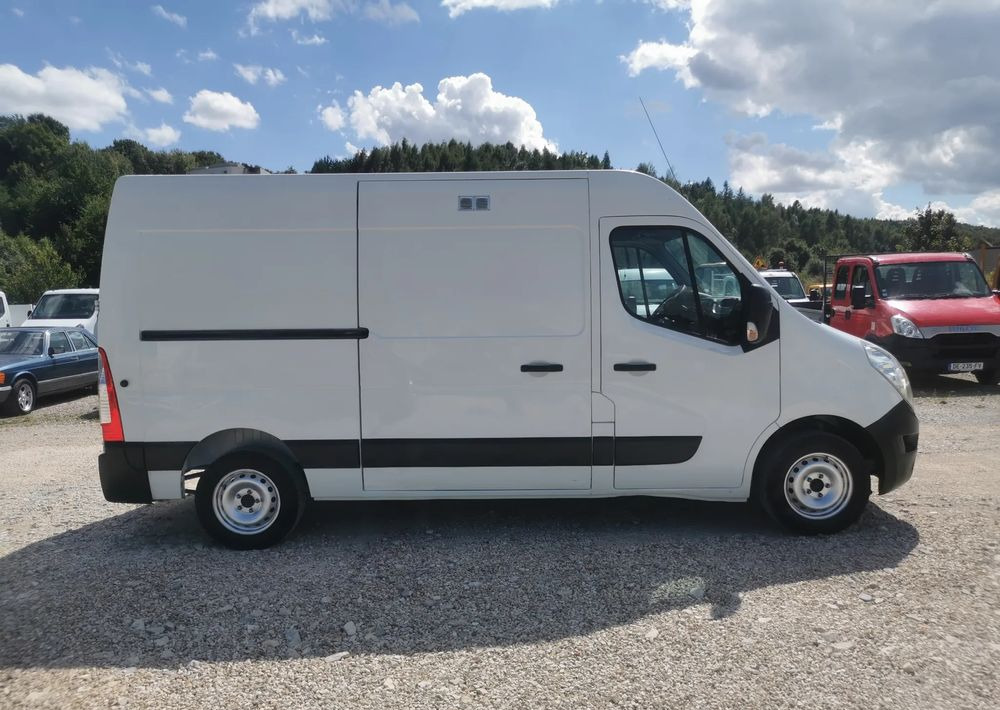 Renault Master L2H2 ładny 2.3dCi-135KM 6-biegów Kamera cofania Klimatyzacja - Furgon: 4 kép. Renault Master L2H2 ładny 2.3dCi-135KM 6-biegów Kamera cofania Klimatyzacja - Furgon: 4 kép.