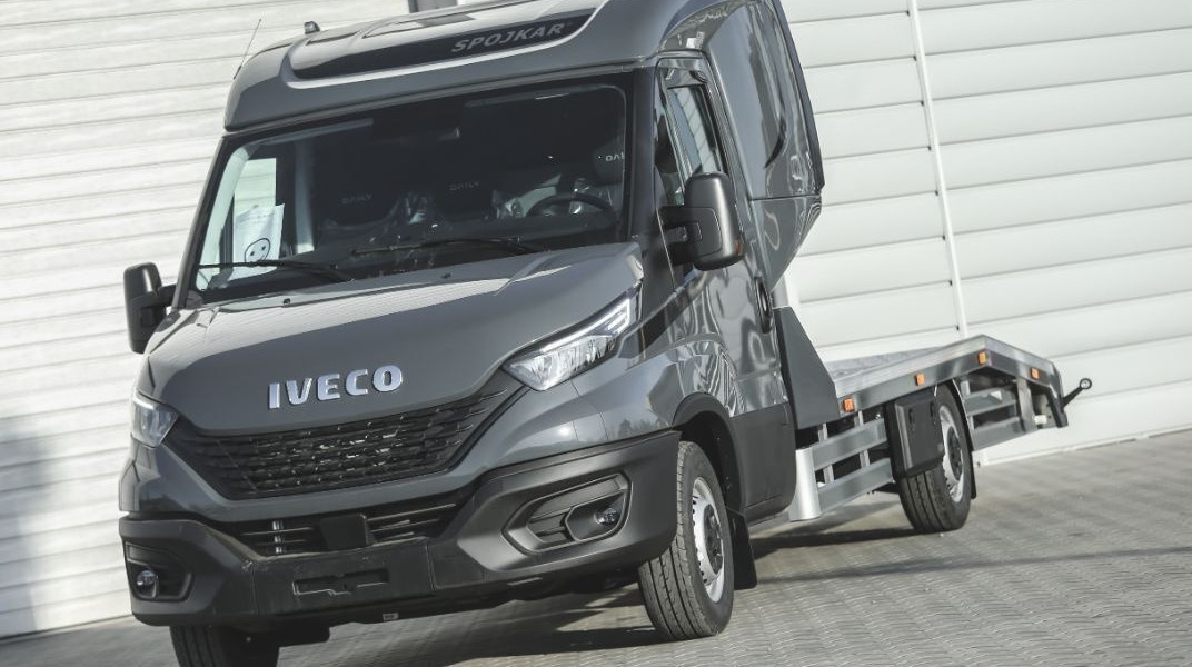 IVECO Daily - Vontató: 4 kép. IVECO Daily - Vontató: 4 kép.