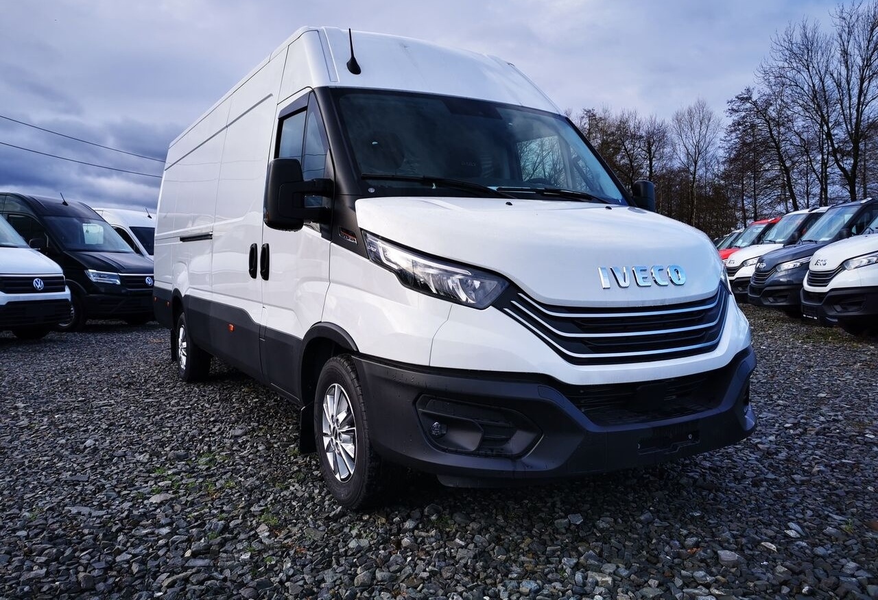 IVECO IVECO 35S18HA8 V L4H2 - Furgon: 1 kép. IVECO IVECO 35S18HA8 V L4H2 - Furgon: 1 kép.