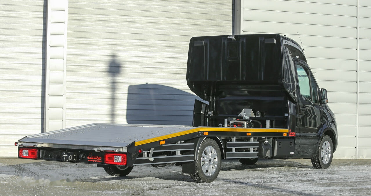 Mercedes-Benz Sprinter 319 - Vontató: 3 kép. Mercedes-Benz Sprinter 319 - Vontató: 3 kép.