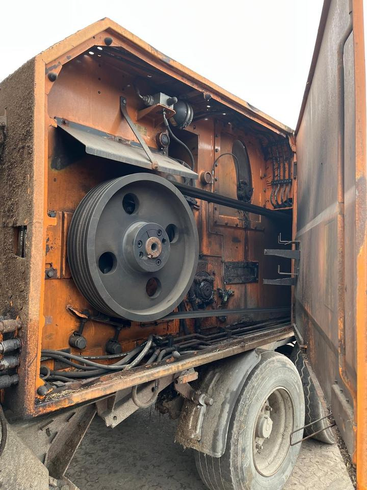 Doppstadt AK 430 Schnellläufer-Zerkleinerer - Ipari aprítógép: 5 kép. Doppstadt AK 430 Schnellläufer-Zerkleinerer - Ipari aprítógép: 5 kép.