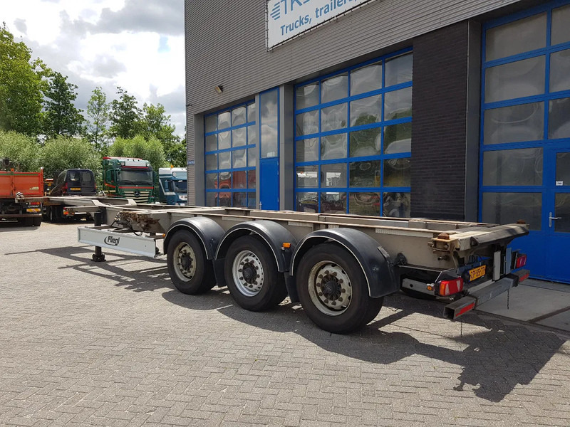 Fliegl SDS 380 MULTI BPW Disc Lift axle - Félpótkocsi cserefelépítményes: 3 kép. Fliegl SDS 380 MULTI BPW Disc Lift axle - Félpótkocsi cserefelépítményes: 3 kép.
