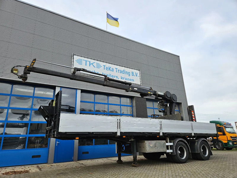 Floor Flo-17-20k1 HIAB R165 F3 Kooiaap Apk 2026 - Platós félpótkocsi: 1 kép. Floor Flo-17-20k1 HIAB R165 F3 Kooiaap Apk 2026 - Platós félpótkocsi: 1 kép.