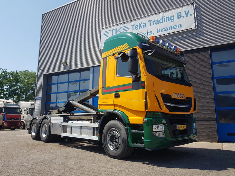 Iveco Stralis AS260Y Haakarm 217.000 KM - Horgos rakodó teherautó: 5 kép. Iveco Stralis AS260Y Haakarm 217.000 KM - Horgos rakodó teherautó: 5 kép.