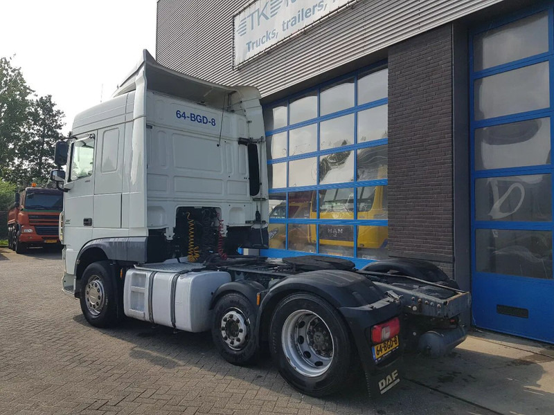 DAF XF 460 FTP 6x2 Hydraulic Night Airco - Nyergesvontató: 3 kép. DAF XF 460 FTP 6x2 Hydraulic Night Airco - Nyergesvontató: 3 kép.