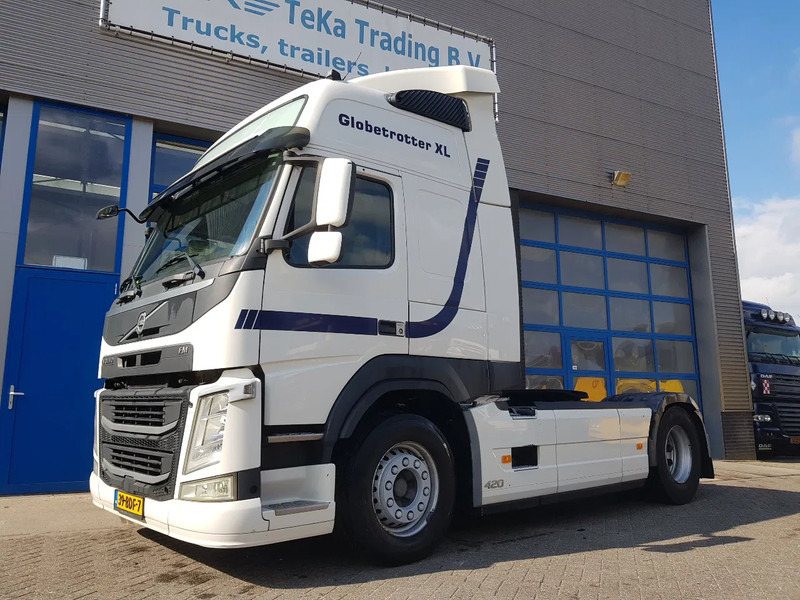Volvo FM 420 Globetrotter XL Double tank - Nyergesvontató: 1 kép. Volvo FM 420 Globetrotter XL Double tank - Nyergesvontató: 1 kép.