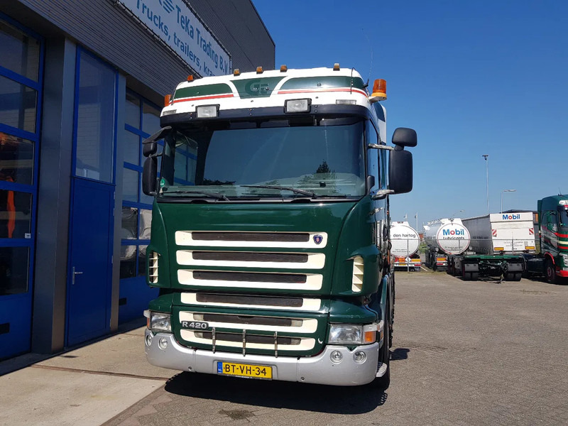 Scania R420 8x2 HIAB 800E-7 Hipro 80 ton/meter Winch Retarder - Darus autó: 4 kép. Scania R420 8x2 HIAB 800E-7 Hipro 80 ton/meter Winch Retarder - Darus autó: 4 kép.
