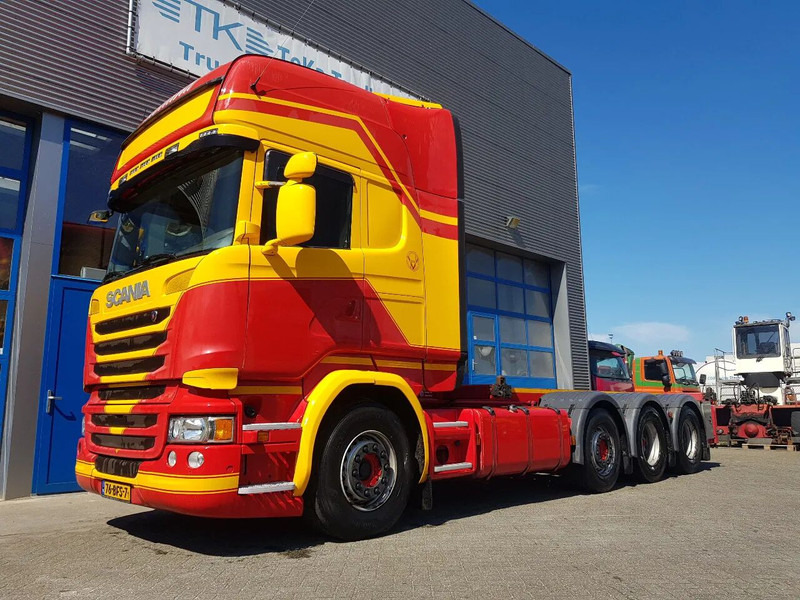 Scania R450 8x2 Topline ADR EX/II, EX/III, FL en AT SCR only - Cserefelépítményes teherautó: 2 kép. Scania R450 8x2 Topline ADR EX/II, EX/III, FL en AT SCR only - Cserefelépítményes teherautó: 2 kép.