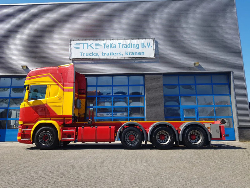Scania R450 8x2 Topline ADR EX/II, EX/III, FL en AT SCR only - Cserefelépítményes teherautó: 3 kép. Scania R450 8x2 Topline ADR EX/II, EX/III, FL en AT SCR only - Cserefelépítményes teherautó: 3 kép.